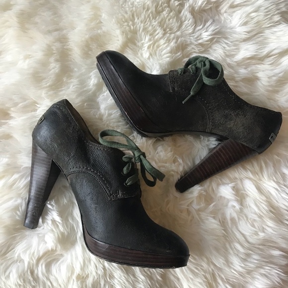 Frye Shoes - Frye Harlow Oxford lace up heels